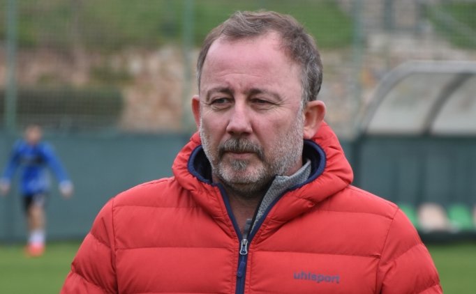 Sergen Yalçın: "ligin En Zor Dönemindeyiz"