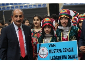 Edremitli Kızlar Şampiyonluğa Doymuyor