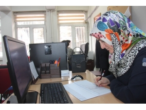 28 Şubat Mağduru Öğretmen, Yaşadıklarını Anlattı