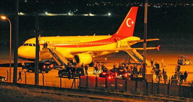 Cumhurbaşkanı Erdoğan'ı 15 Temmuz Gecesi İstanbul'a Getiren Pilotun Fetö'cü Olduğu Ortaya Çıktı