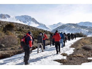 Niğde’nin En Güzel Yürüyüş Rotası Emli Vadisi