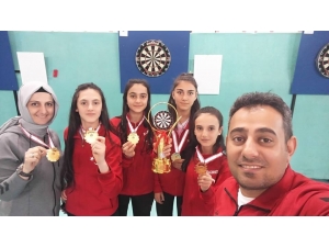 Okullar Arası Yıldız Kızlar Grup Birinciliği Müsabakalarına Zenger Güç Damgası