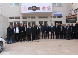 Yerköy’de ‘Kitap Kahve’ Açıldı