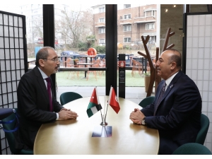 Dışişleri Bakanı Çavuşoğlu Londra’da