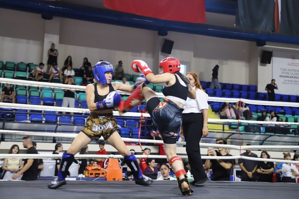 18-iller-arasi-zafer-kupasi-kick-boks-sampiyonasi-kutahya-da-gerceklestirildi