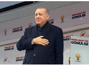 Erzurumlulardan Cumhurbaşkanı Erdoğan’a Sevgi Seli