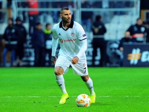Uefa’dan Quaresma’ya 3 Maç Ceza