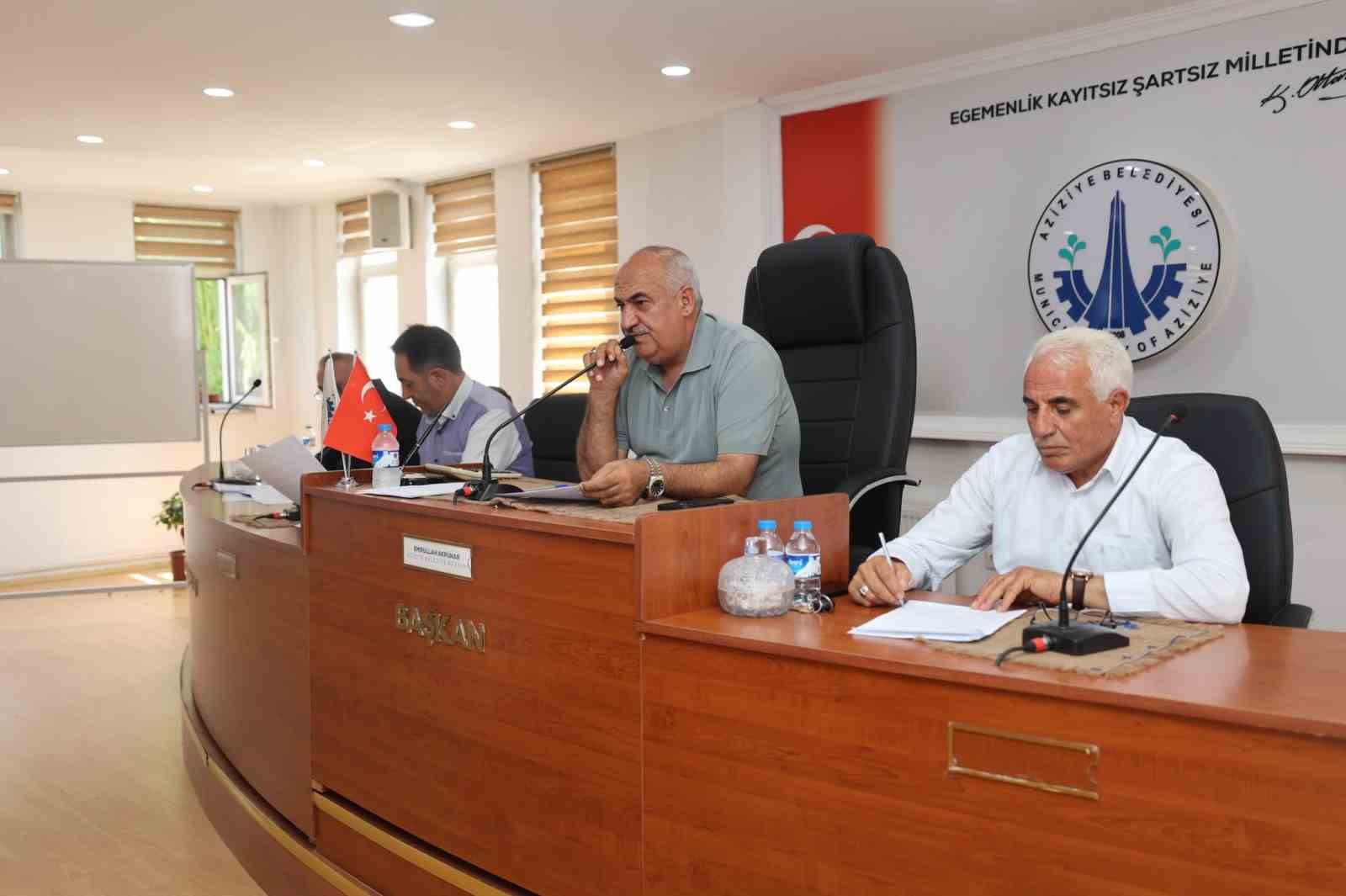 aziziye-belediye-meclisi-nden-vefa-ornegi