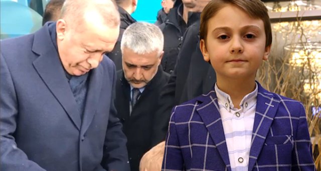Erdoğan, Miting Sonrası Yanına Gelen Küçük Çocuğa Kendi Tespihini Hediye Etti