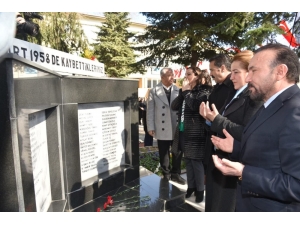 Üsküdar Vapuru Faciası’nda Hayatını Kaybedenler İzmit’te Anıldı