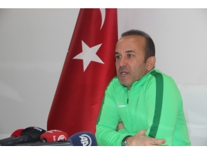 Mehmet Özdilek: "Hava Şartlarının Maçın Önüne Geçeceğini Düşünmüyorum”