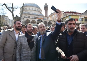 Aktaş’tan Miting Gibi Açılış