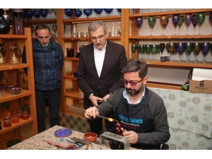 Başkan Adayı Murat Aydın Cam Ustalarından Süs Yapımını İzledi