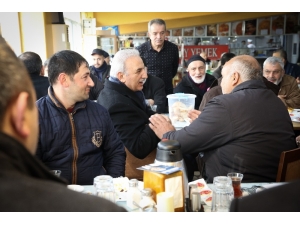 İsmet Yıldırım, Sanayi Esnafı Ve Trabzonlu İş Adamları İle Bir Araya Geldi