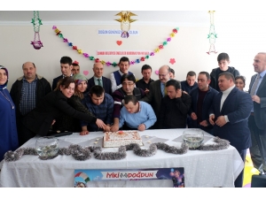 Başkan Boz’dan Özel Öğrencilere Jest