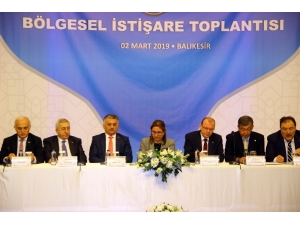 Ticaret Bakanı Pekcan, Balıkesirli İş Adamlarıyla Bir Araya Geldi