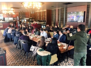 Beşiktaş Belediye Başkan Adayı Toper Sosyal Medya Takipçileriyle Buluştu