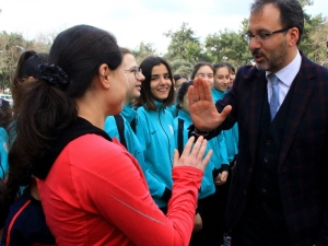 Gençlik Ve Spor Bakanı Kasapoğlu: "Çocuklarımızı3 Yaşından İtibaren Spora Başlatacağız"