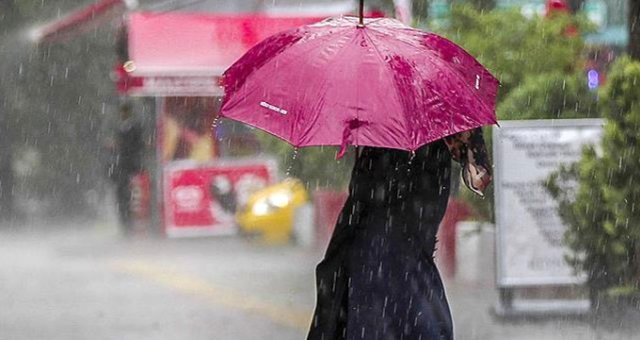 Meteoroloji Uyardı: Marmara'ya Sağanak Yağış Geliyor