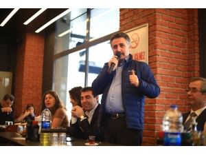 Manisalılar, Chp’li Sandal’ı Bağrına Bastı