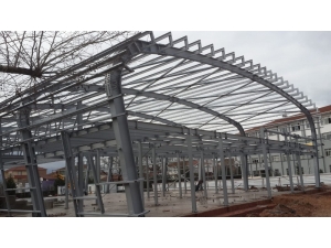 Orhangazi Spor Salonu’nda Çalışmalar Sürüyor