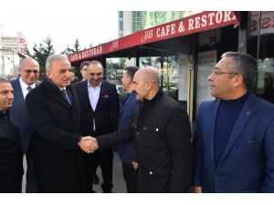 İsmet Yıldırım, Ümraniye’deki Erzincanlılar İle Bir Araya Geldi