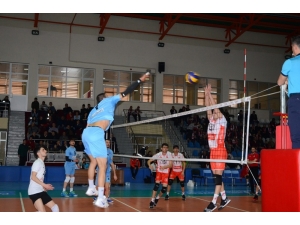 Palandöken Belediyespor Play-off’u Garantiledi