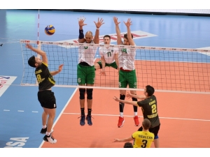 Efelerin Bileği Bükülmüyor