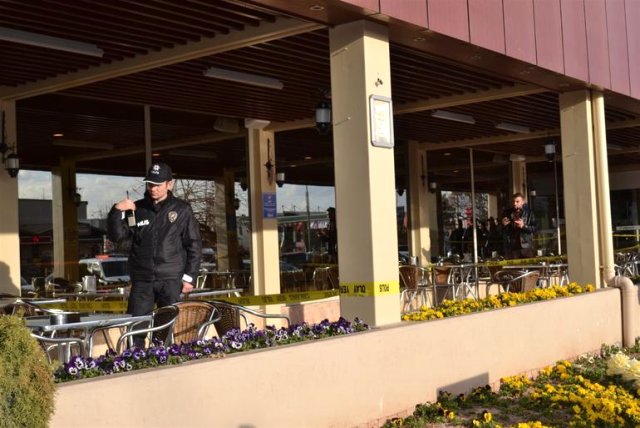 Polis Memuru, Dinlenme Tesisinde Silahlı Saldırıya Uğradı