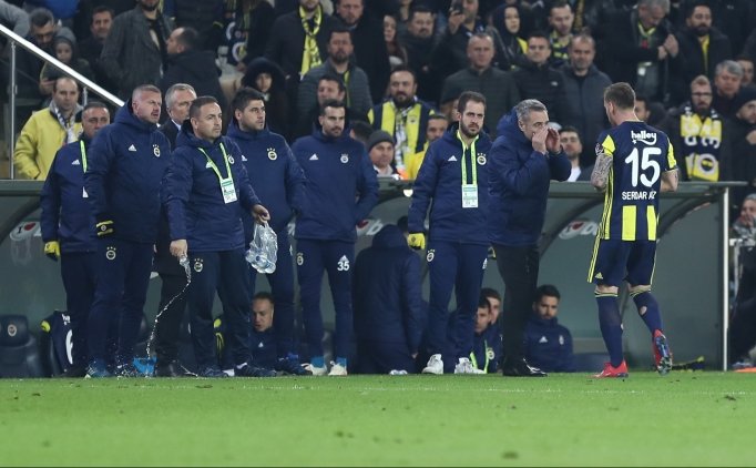 Fenerbahçe Adım Adım Hedefe Yürüyor