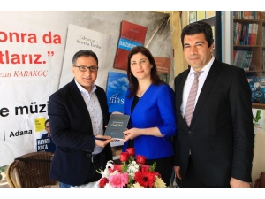 Hayati Koca 5. Kitabı İçin Adana’da İmza Günü Düzenledi