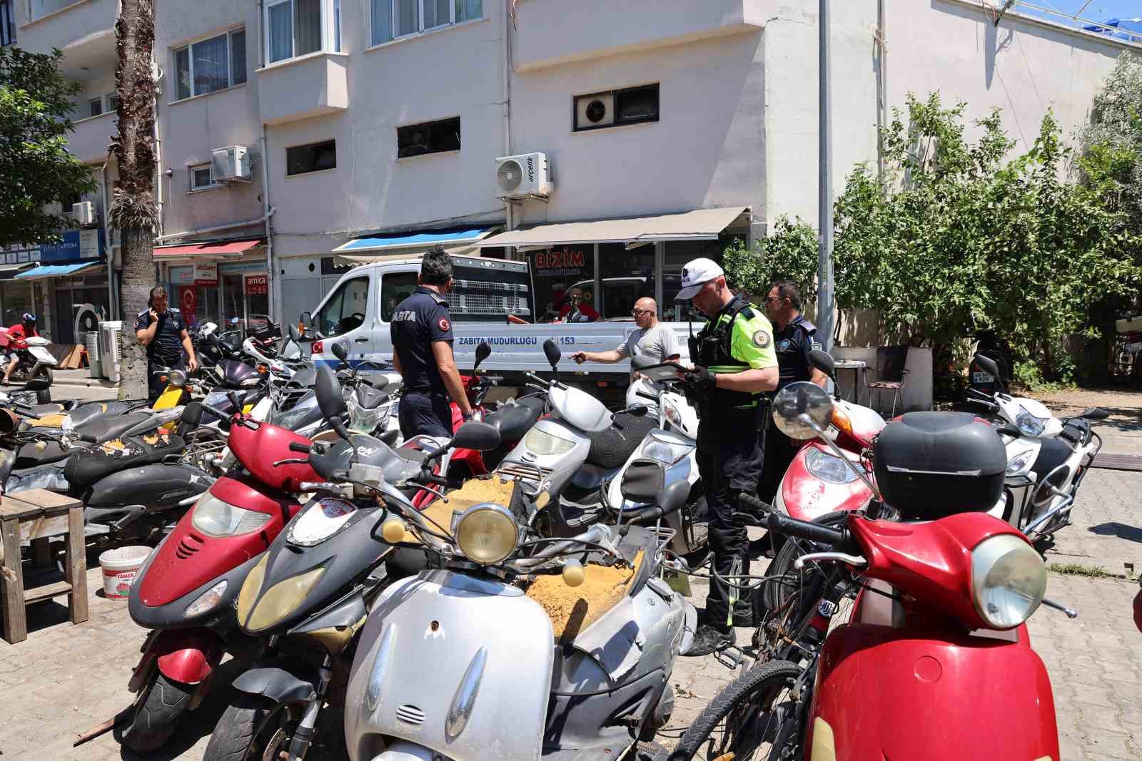 marmaris-te-hurda-temizligi-basladi