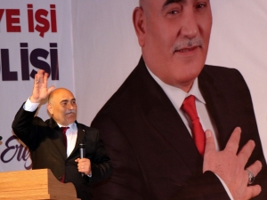 Ak Partililer Salona Sığmadı