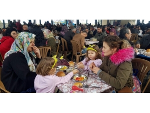 Geleneksel Keşkek Hayrında Şehitler İçin Dua Edildi