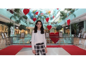 8.sınıf Öğrencisinden ’Tarihe İz Bırakanlar’ Sergisi