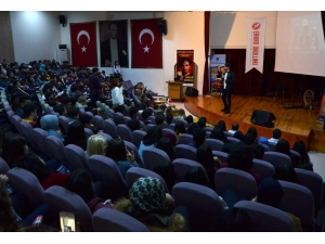 Adana’da Öğrencilere Stres Yönetimi Semineri