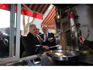 Binali Yıldırım: “Metrobüs Ve Metro Büyükçekmece’ye Gelecek”