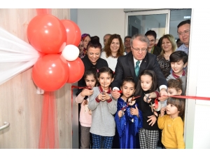 Manisa İl Sağlık Müdürlüğü’nde Çocuk Oyun Odası Açıldı