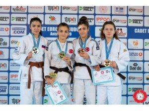 Judocular Avrupa Kupası’nda Fırtına Gibi Esti