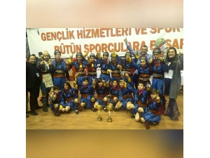 Burhaniyeli Gençler Balıkesir Birincisi Oldu