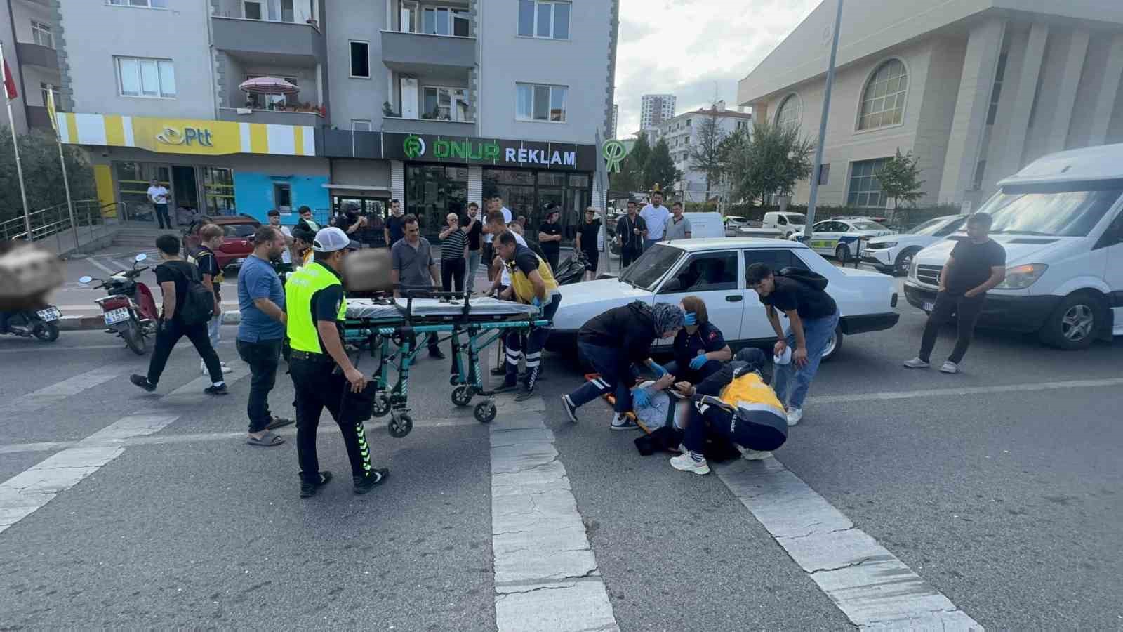 bilecik-te-motosikletin-carptigi-yaya-yaralandi