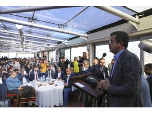 Zeybekci: "Kimseyi İşten Çıkarmayacağız"