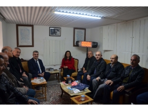 Btp’li Başkan Adayı Özkar, Atatürkçü Düşünce Derneğini Ziyaret Etti