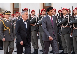 Katar Emiri El Sani Avusturya Cumhurbaşkanı Bellen İle Görüştü