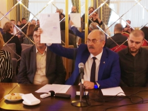 İzmir’de İyi Parti’den Toplu İstifa