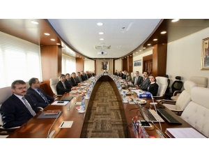 Hsk Genel Kurulu, Bakan Gül Başkanlığında Toplandı