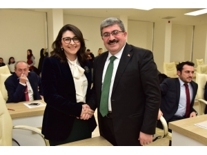 Belediye Meclisi Birlik Ve Beraberlik Mesajları İle Bir Dönemi Kapattı