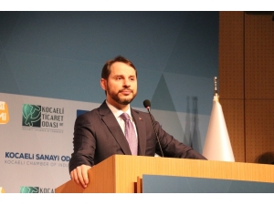 İş Dünyası İle Bir Araya Gelen Hazine Ve Maliye Bakanı Berat Albayrak: