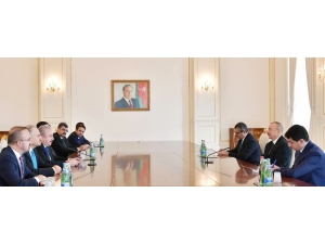 Tbmm Başkanı Şentop, Azerbaycan Cumhurbaşkanı Aliyev İle Görüştü