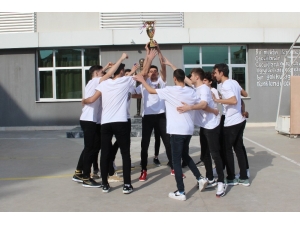 Doğa Koleji’ne Basketbol Şampiyonasında Çifte Kupa